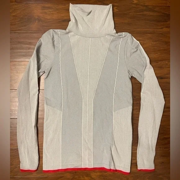 Athleta Flurry Downslope Seamless Turtleneck Size S - Picture 2 of 7
